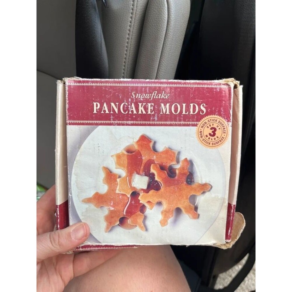 Christmas Snowflake Pancake Mold